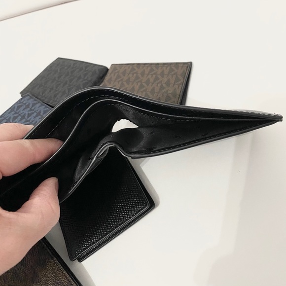 💯SOLD🆕MK Men wallet/PVC leather/brownblack color - Picture 3 of 6